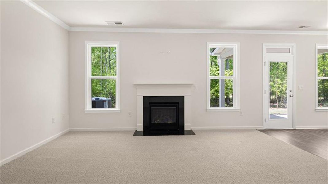 Spacious, unfurnished interior of a new home in Evergreen Crossing, Locust Grove (Image 21).