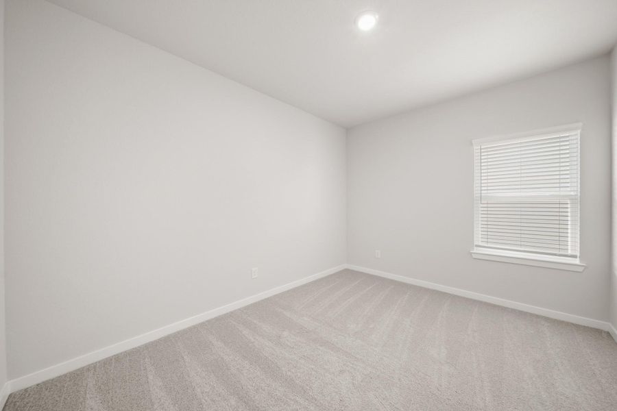 Spacious, unfurnished interior of a new home in Lexington Heights, Willis (Image 19).