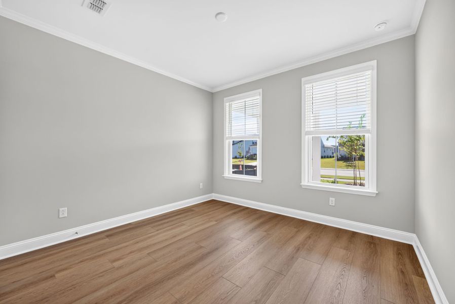 Spacious, unfurnished interior of a new home in Del Webb Charleston at Nexton, Summerville (Image 23).