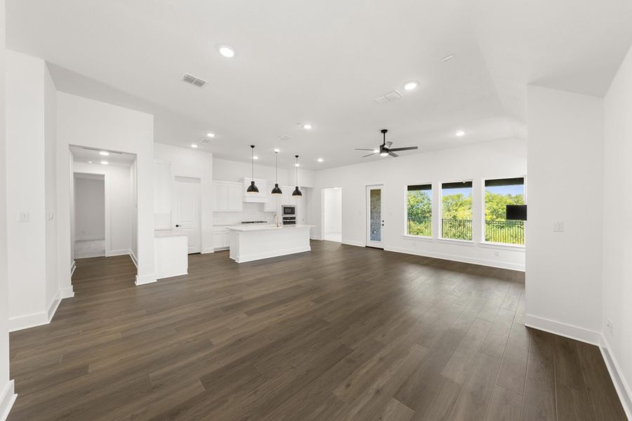 Spacious, unfurnished interior of a new home in Inspiration Collection at Union Park, Little Elm (Image 17).