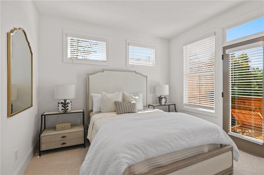 Furnished interior view inside a new home in IveyBrooke, Alpharetta (Image 4).