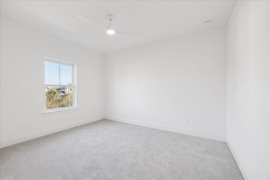 Spacious, unfurnished interior of a new home in , Houston (Image 35).