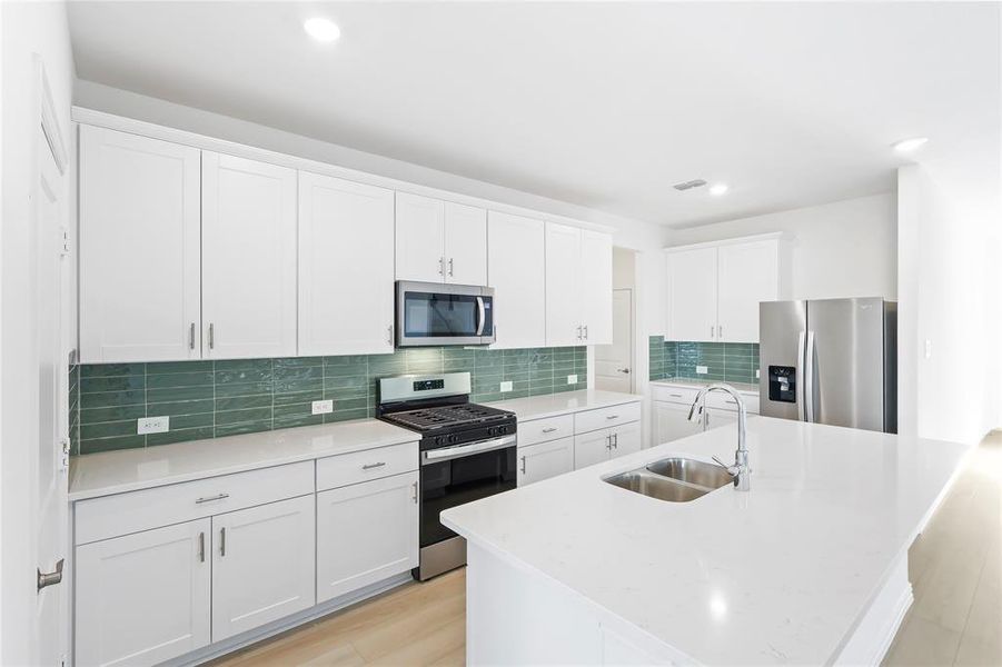 Furnished interior view inside a new home in River Ridge, Crandall (Image 6).