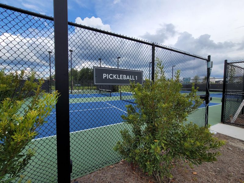 Community amenities in Midtown at Nexton, Summerville (Image 36).