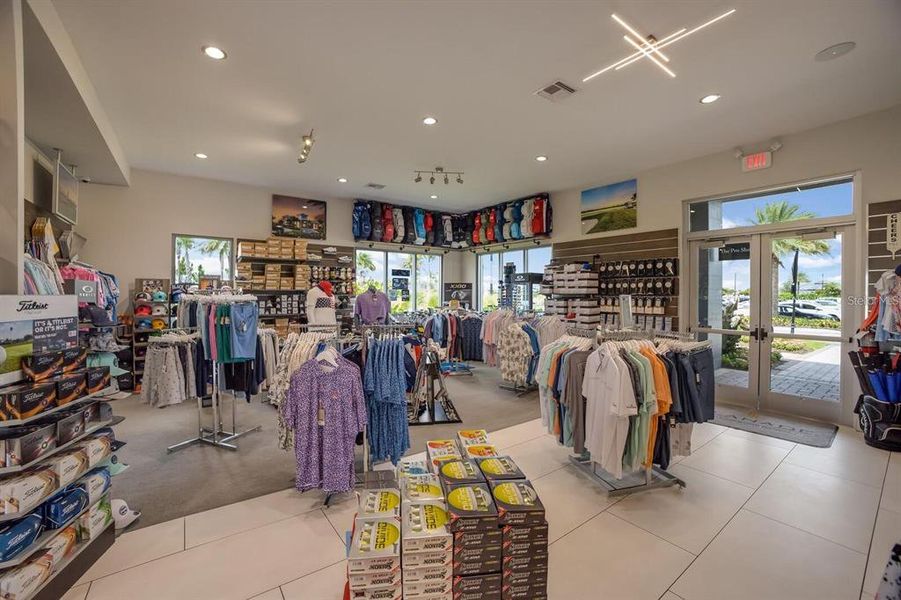 Image 67 of a home in Esplanade at Azario Lakewood Ranch.