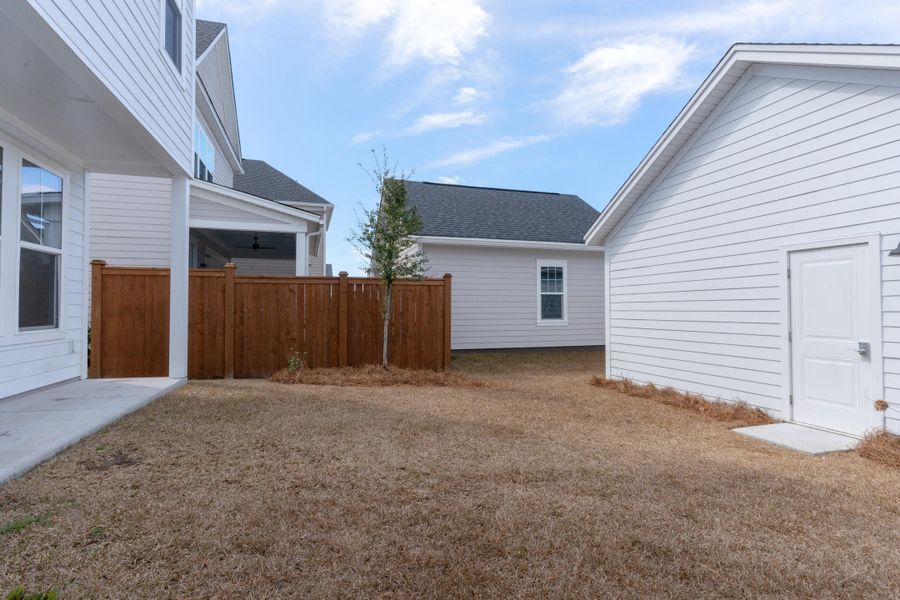 Exterior details and patio area of a home in , Summerville (Image 20).