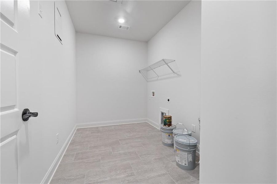 Image 36 of a home in .