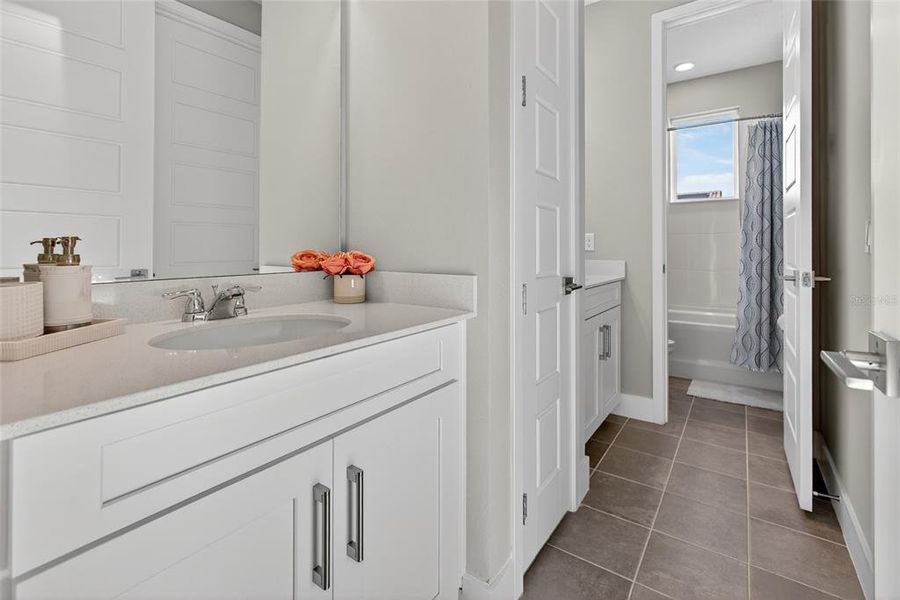 Furnished interior view inside a new home in , Winter Garden (Image 25).