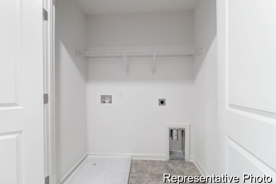 Spacious, unfurnished interior of a new home in Masons Mill, Erwin (Image 17).