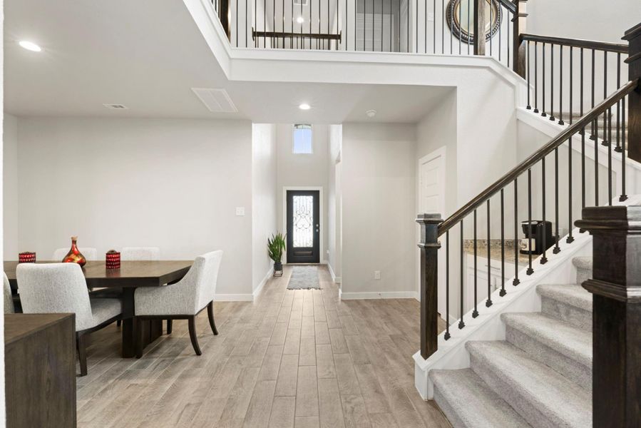 Furnished interior view inside a new home in Edgewood Village, Houston (Image 30). Furnished interior view inside a new home in Edgewood Village, Houston (Image 30).