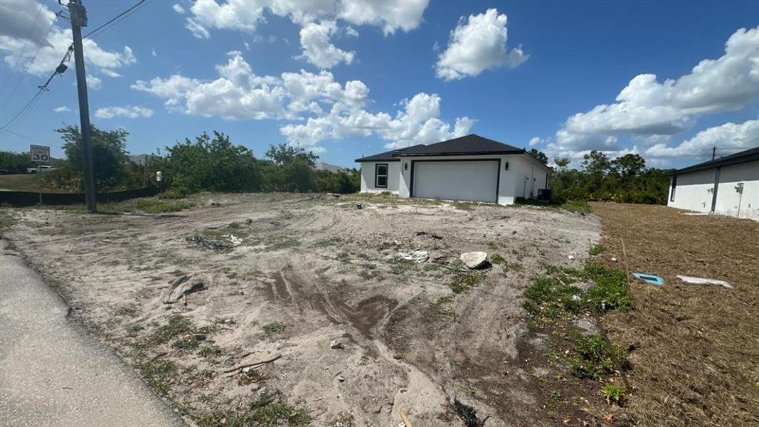 Site preparation for new homesites in , Port Charlotte (Image 21).