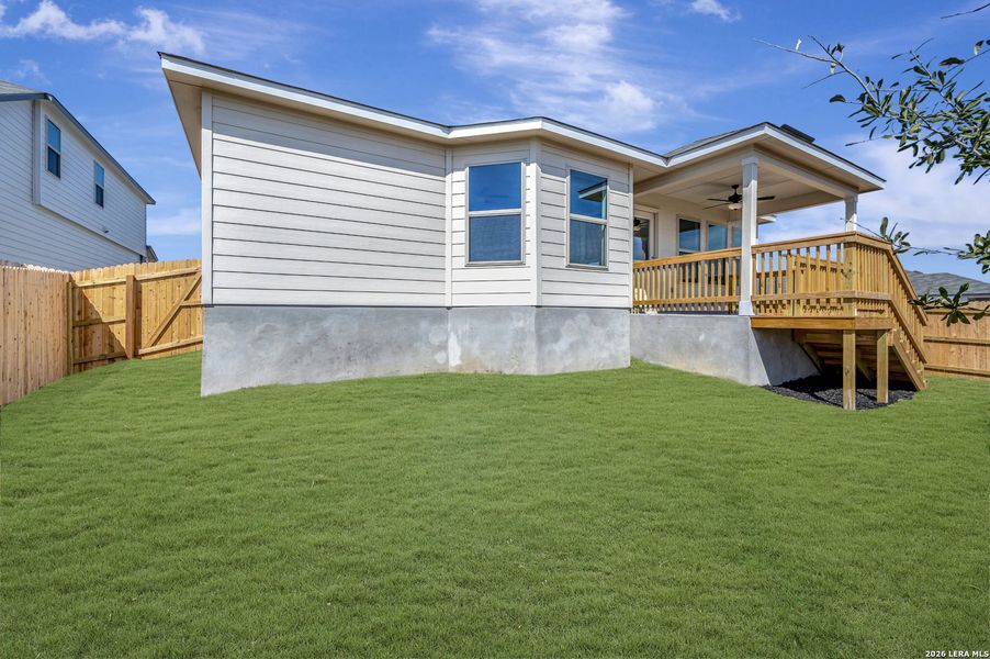 Exterior details and patio area of a home in Greenspoint Heights, Seguin (Image 27).