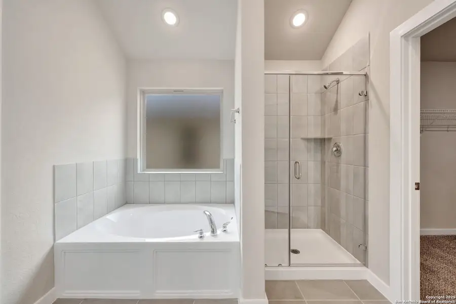 Furnished interior view inside a new home in Winding Brook, San Antonio (Image 7).