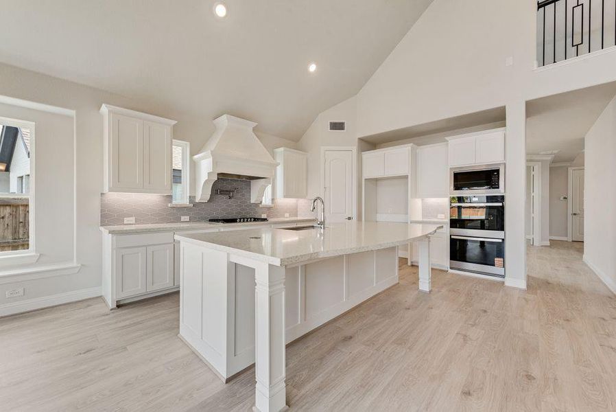 Furnished interior view inside a new home in South Pointe, Mansfield (Image 9).