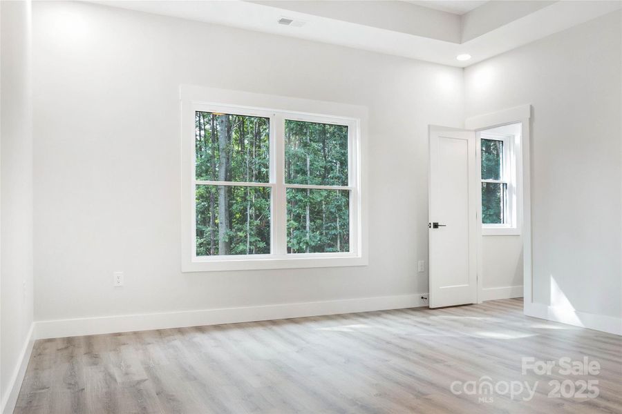 Spacious, unfurnished interior of a new home in , Hickory (Image 12).