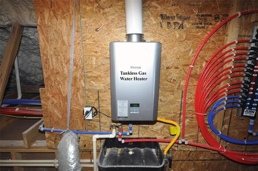 Tankless Gas water heater.