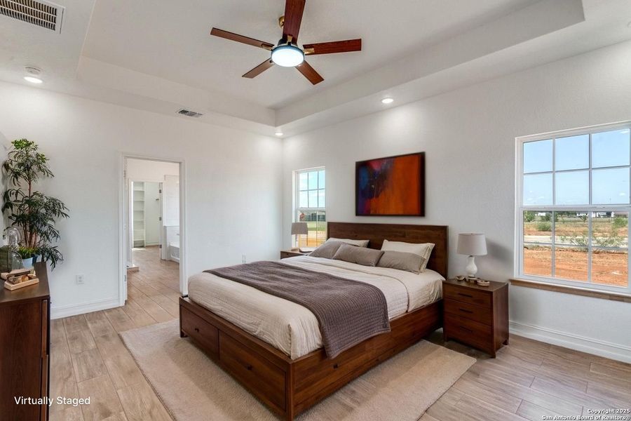 Furnished interior view inside a new home in , Floresville (Image 16).