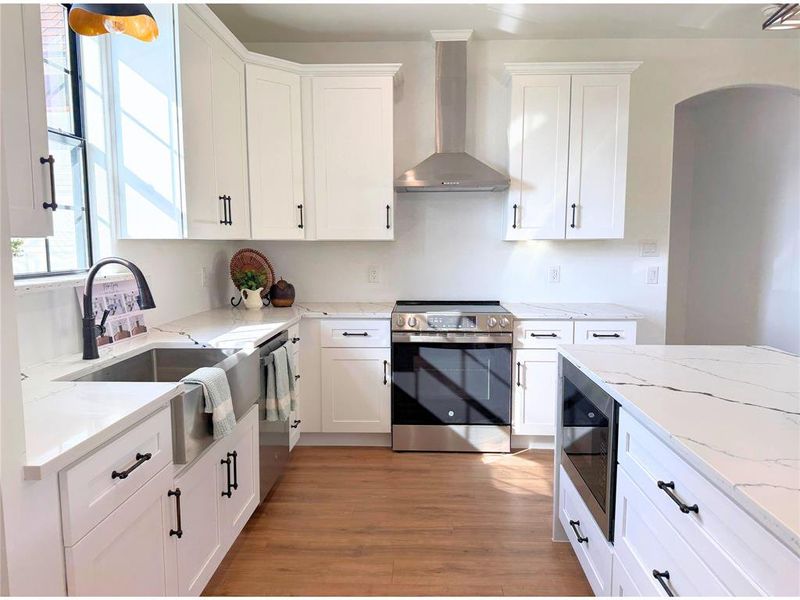 Furnished interior view inside a new home in , Granbury (Image 11). Furnished interior view inside a new home in , Granbury (Image 11).