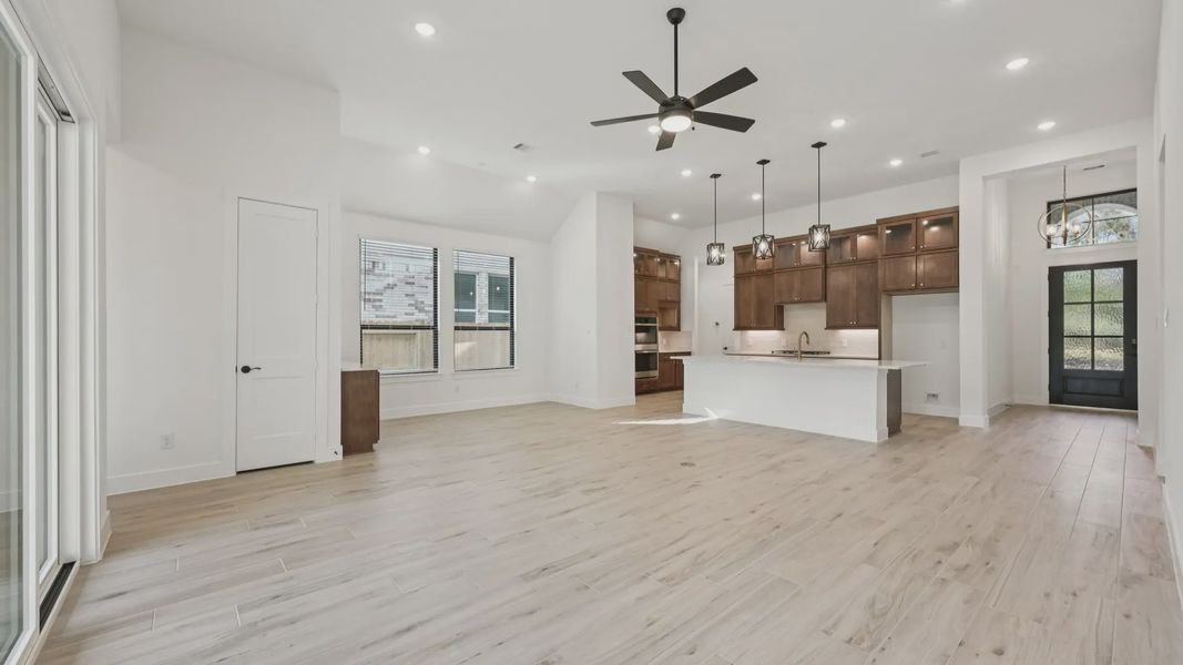 Representative unfurnished interior of a home built from the Summerton by Chesmar Homes in Audubon, Magnolia (Image 21). Representative unfurnished interior of a home built from the Summerton by Chesmar Homes in Audubon, Magnolia (Image 21).
