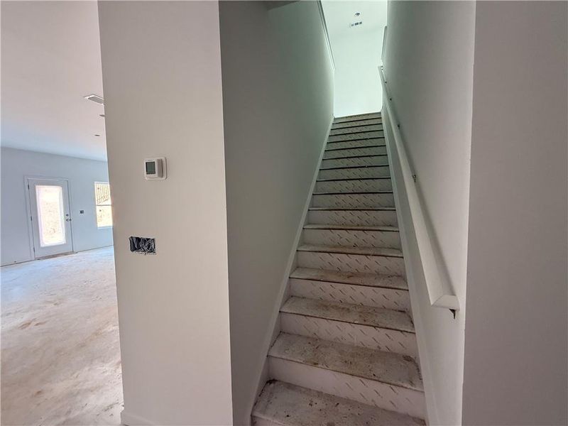 Spacious, unfurnished interior of a new home in Leydenview, Mableton (Image 19).