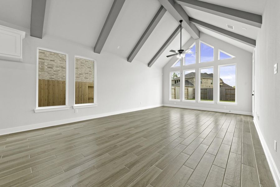 Representative image. Features, specifications, selections and colors may vary. Representative image. Features, specifications, selections and colors may vary.