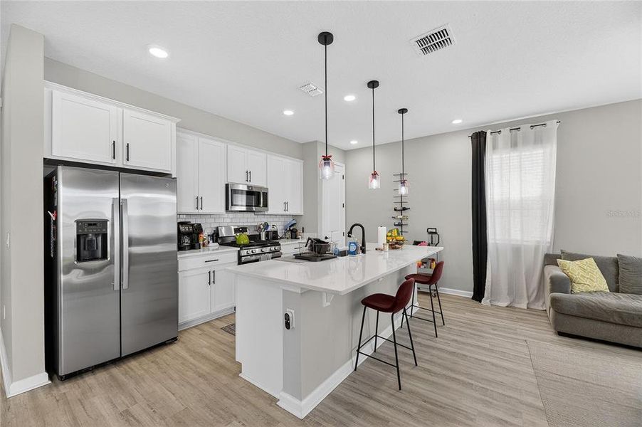 Furnished interior view inside a new home in , Apollo Beach (Image 16).