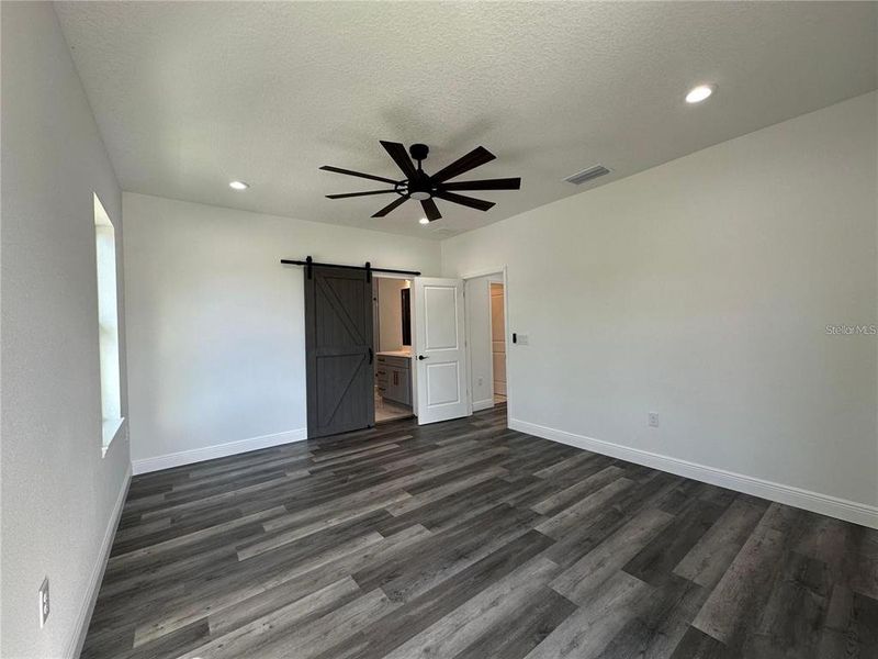 Spacious, unfurnished interior of a new home in , Tampa (Image 16). Spacious, unfurnished interior of a new home in , Tampa (Image 16).