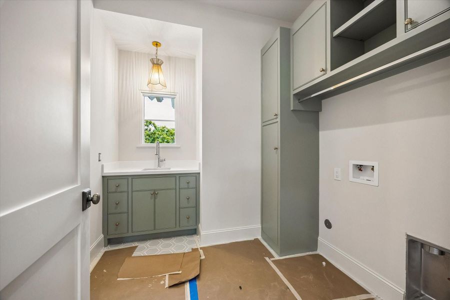 Second utility area conveniently located on the second floor.