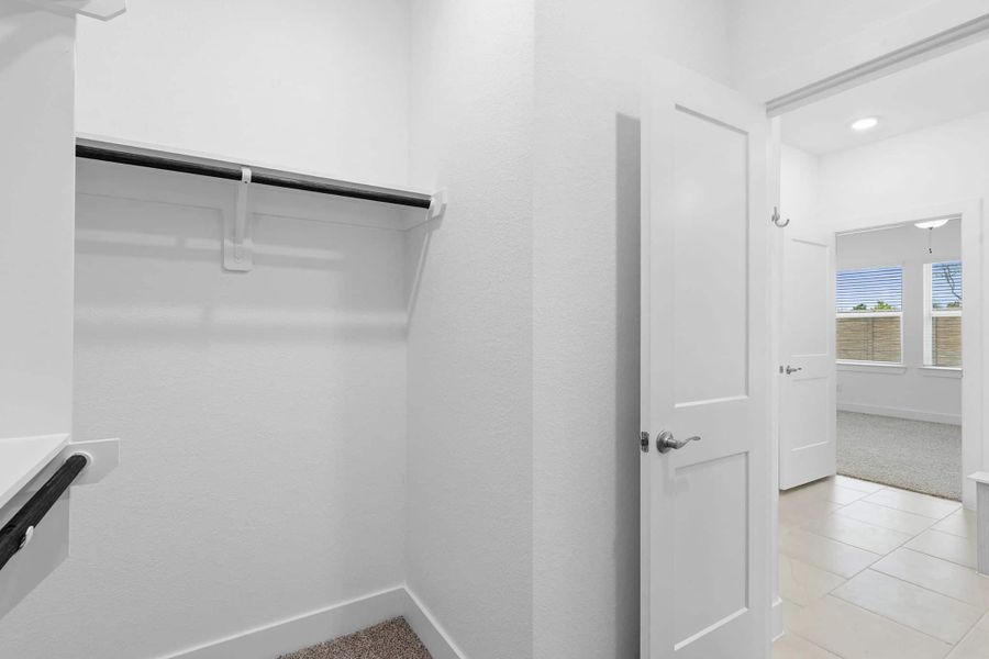 Spacious, unfurnished interior of a new home in Meridiana, Manvel (Image 30).