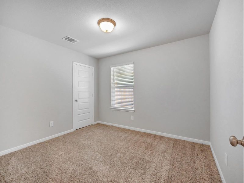 Photo is not of the actual home, but is an inspirational photo of builder’s model home and may depict options, furnishings, and/or decorator features that are not included Photo is not of the actual home, but is an inspirational photo of builder’s model home and may depict options, furnishings, and/or decorator features that are not included