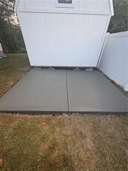 Exterior details and patio area of a home in , Toccoa (Image 28).