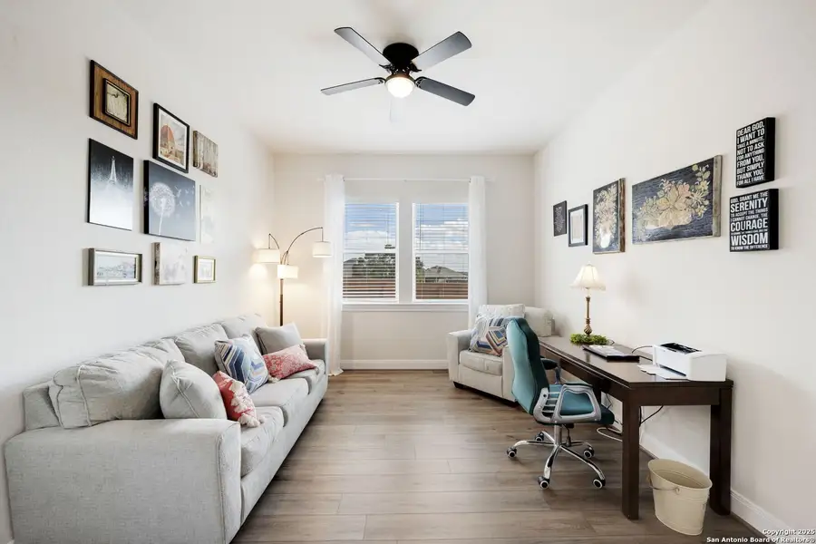 Furnished interior view inside a new home in Meyer Ranch – Legacy Series, New Braunfels (Image 38).