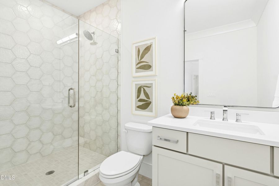 046-487784-IMG_8605 046-487784-IMG_8605