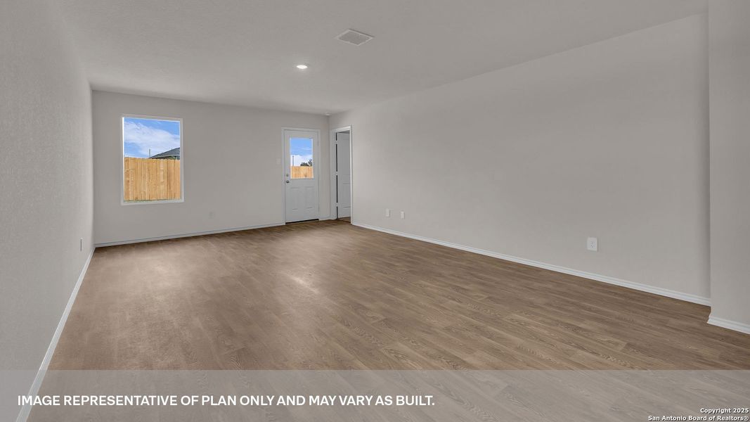 Spacious, unfurnished interior of a new home in Sunset Oaks, Maxwell (Image 19).