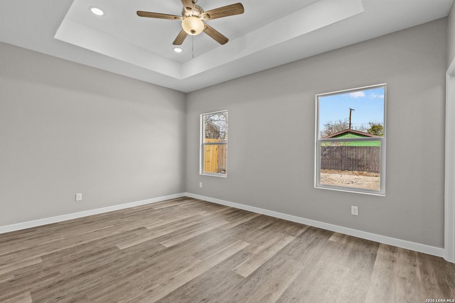 Spacious, unfurnished interior of a new home in , San Antonio (Image 21).