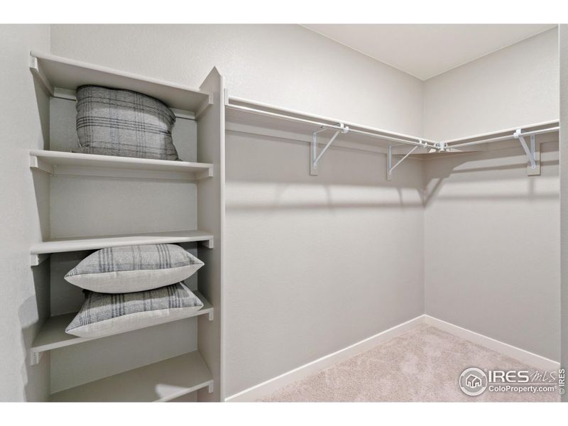 Image 27 of a home in Vista Meadows.