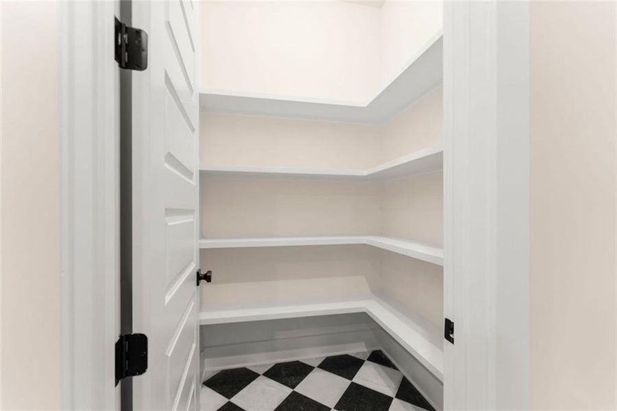 Spacious, unfurnished interior of a new home in , Gainesville (Image 72).