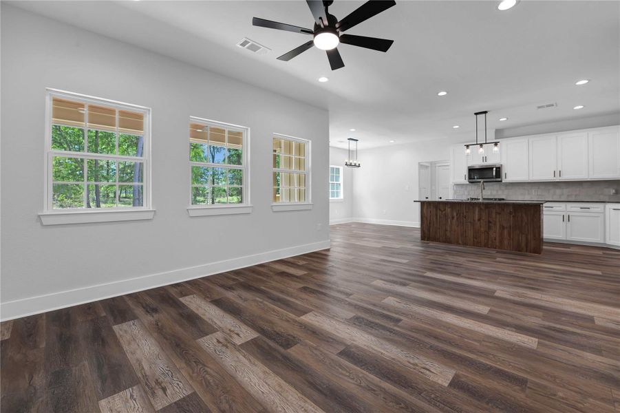 Image 19 of a home in . Image 19 of a home in .