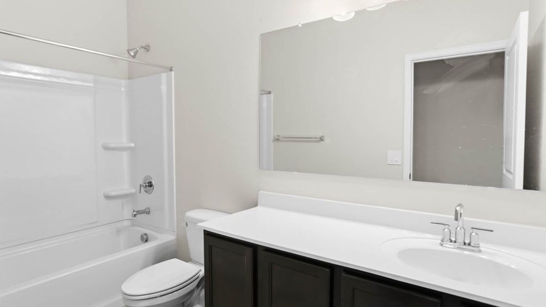 Furnished interior view inside a new home in Rio Rancho Estates, Wittmann (Image 9).