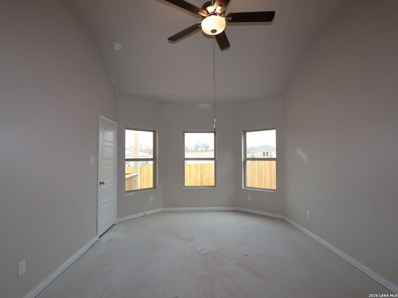 Image 40 of a home in Agave.