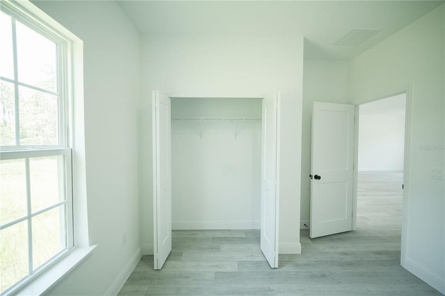 Spacious, unfurnished interior of a new home in , Ocala (Image 29).