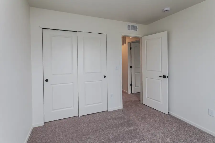 Spacious, unfurnished interior of a new home in Trailside, Timnath (Image 30). Spacious, unfurnished interior of a new home in Trailside, Timnath (Image 30).