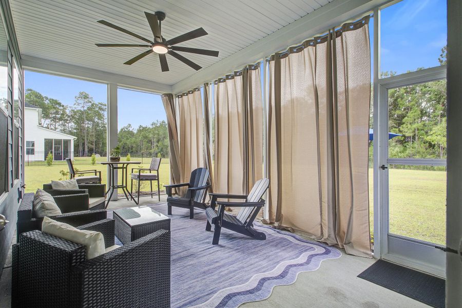 Exterior details and patio area of a home in Pamlico Terrace, Awendaw (Image 24).