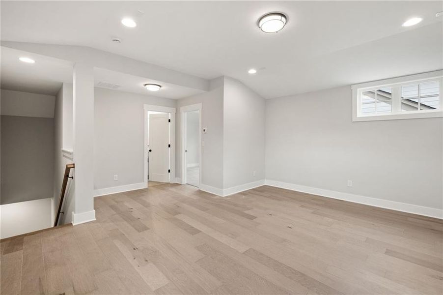 Spacious, unfurnished interior of a new home in , Woodstock (Image 27).