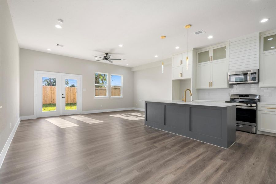 Spacious, unfurnished interior of a new home in , Houston (Image 12). Spacious, unfurnished interior of a new home in , Houston (Image 12).