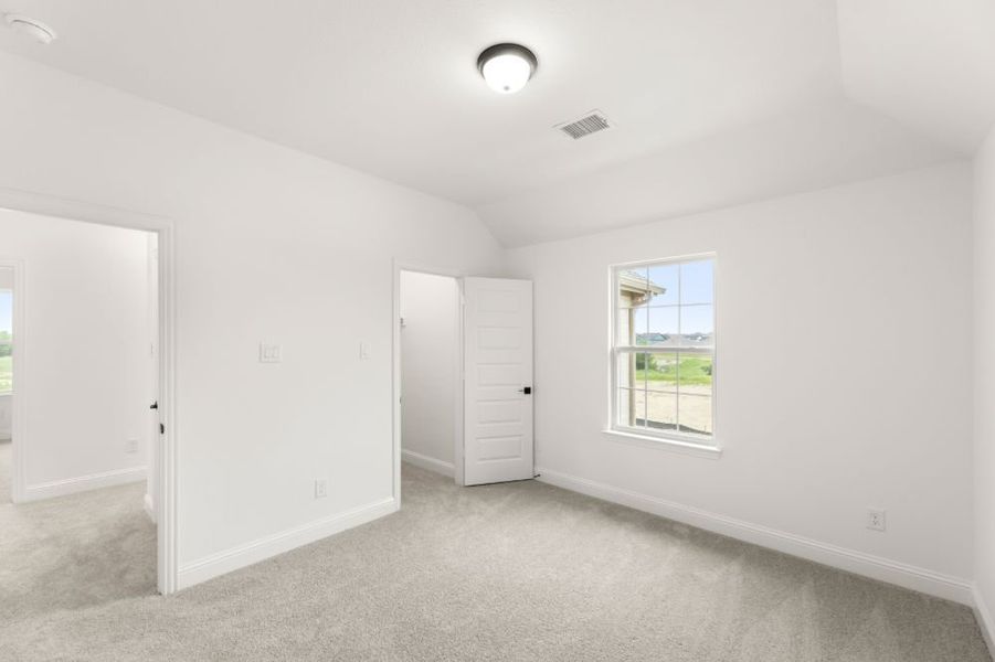 Spacious, unfurnished interior of a new home in Milrany Ranch, Melissa (Image 39).