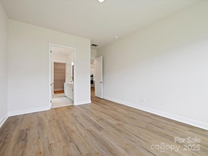 Spacious, unfurnished interior of a new home in Encore at Streamside - Classic Series, Waxhaw (Image 35).