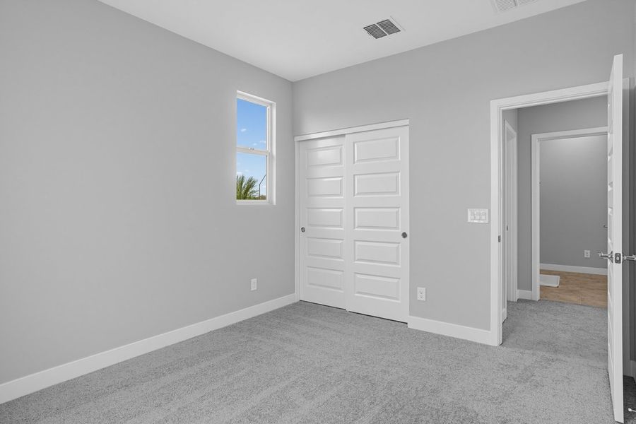 Spacious, unfurnished interior of a new home in Rancho Mercado, Surprise (Image 22).