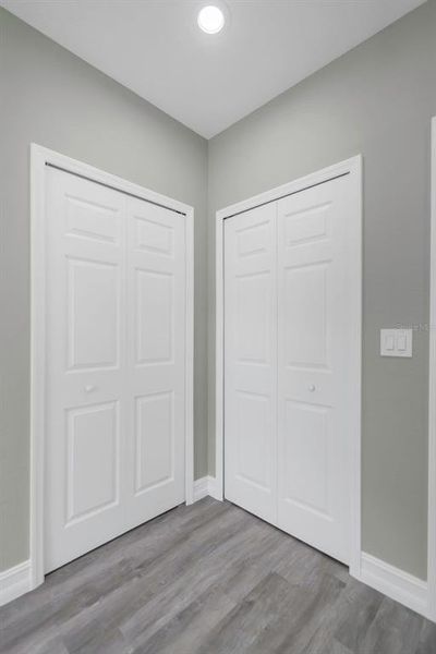 Spacious, unfurnished interior of a new home in , Tampa (Image 31).