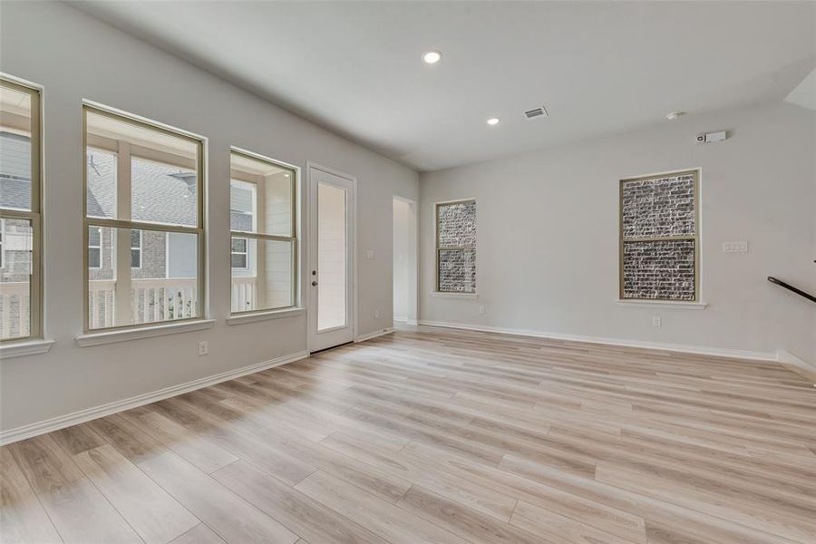 Spacious, unfurnished interior of a new home in City Point, North Richland Hills (Image 30). Spacious, unfurnished interior of a new home in City Point, North Richland Hills (Image 30).